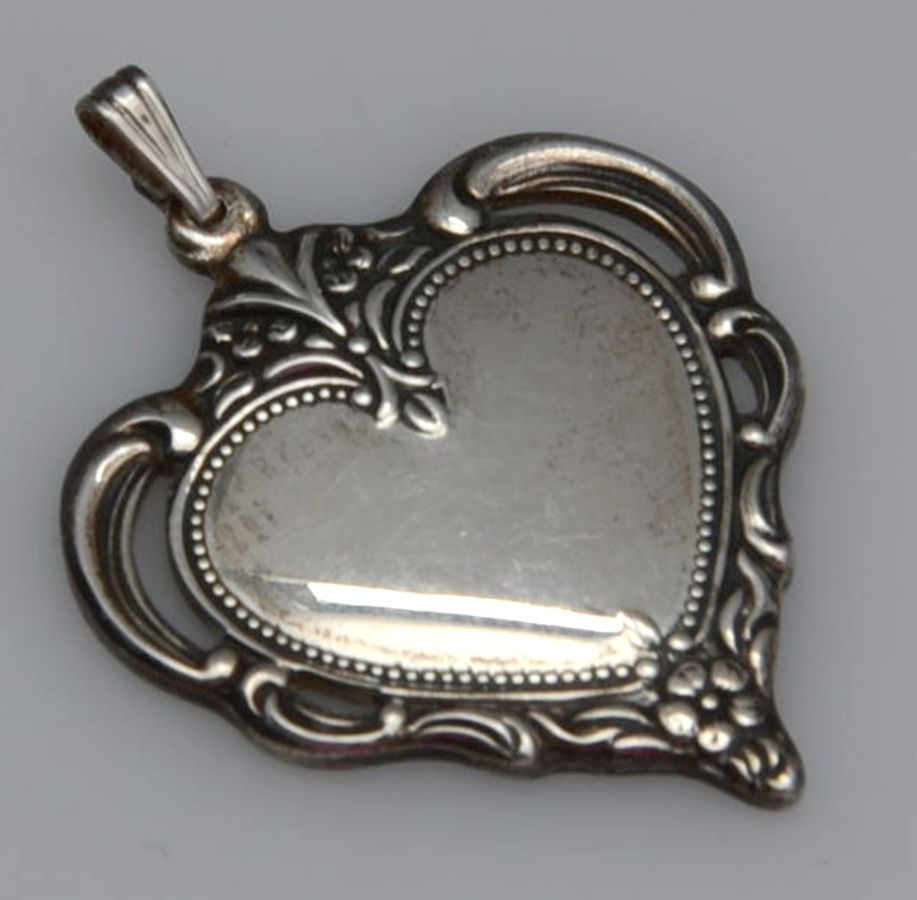 Grand Duchess (Sterling, 1973) Heart Pendant by Towle Silver-1