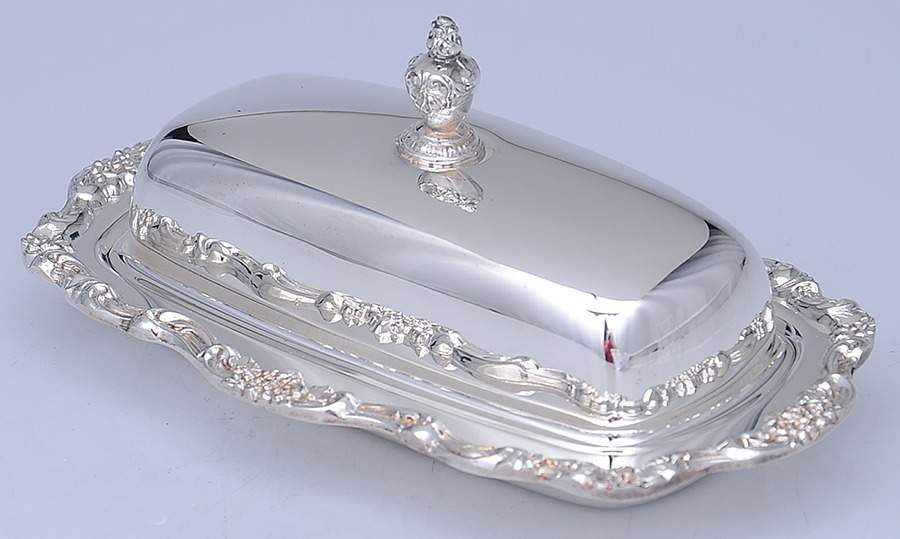 Grand Duchess (Silverplate, Hollowware) 1/4 Pound Covered Butter by Towle Silver-1