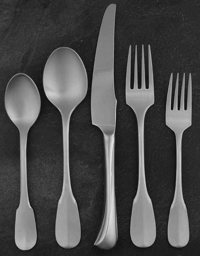 Holbrooke (Stainless, Satin) 5 Piece Place Setting by Towle Silver-1
