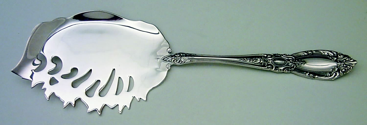 King Richard (Sterling, 1932, No Monos) Solid Macaroni Server by Towle Silver-1