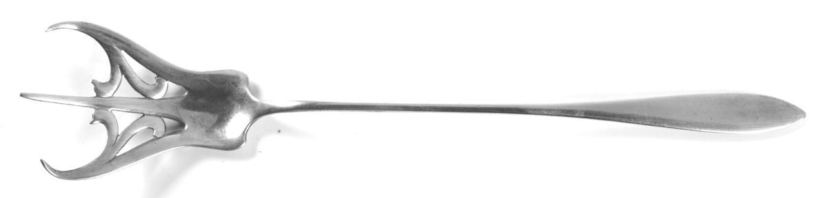 Lafayette (Sterling, 1905, No Monograms) Large Lettuce Serving Fork by Towle Silver-1
