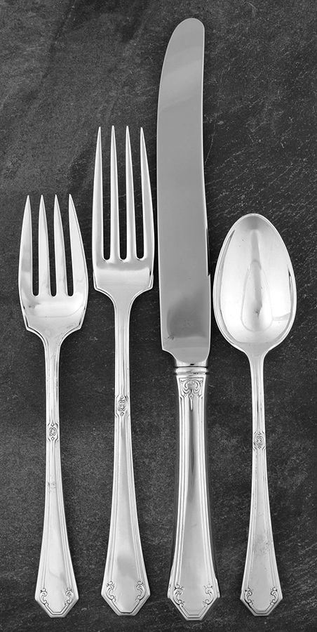 Lady Mary (Sterling, 1917, No Monograms) 4 Piece Place Size Setting by Towle Silver-1