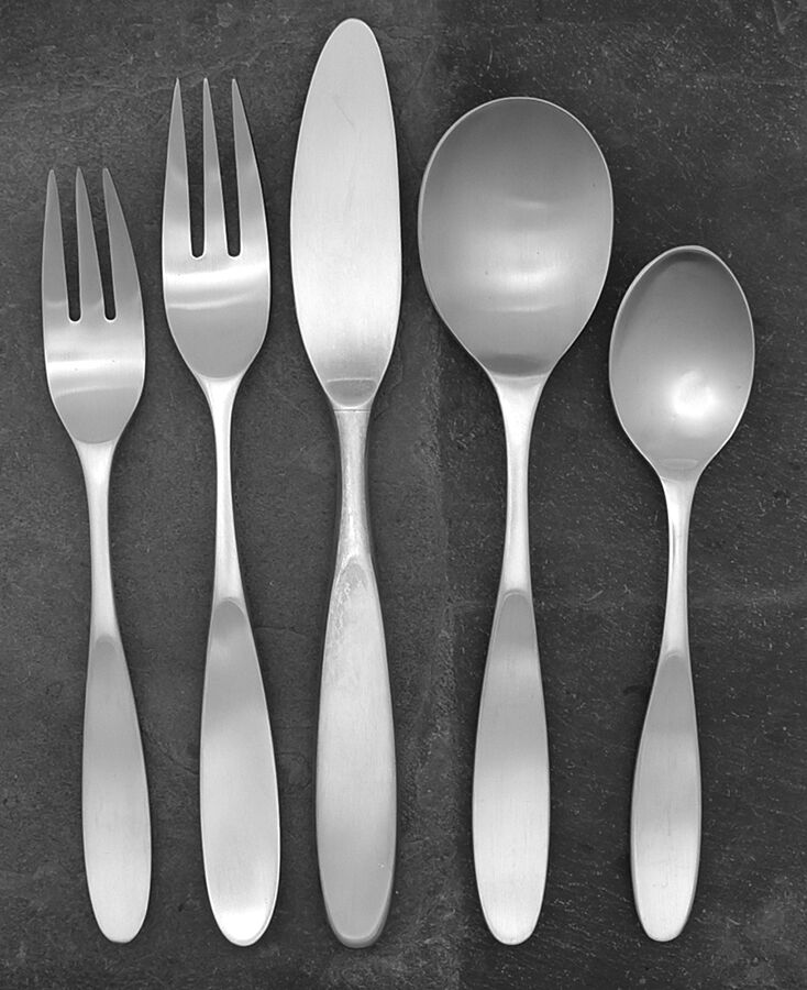 Magnum (Stainless, Japan-Korea-Vietnam) 40 Piece Estate Set by Towle Silver-1
