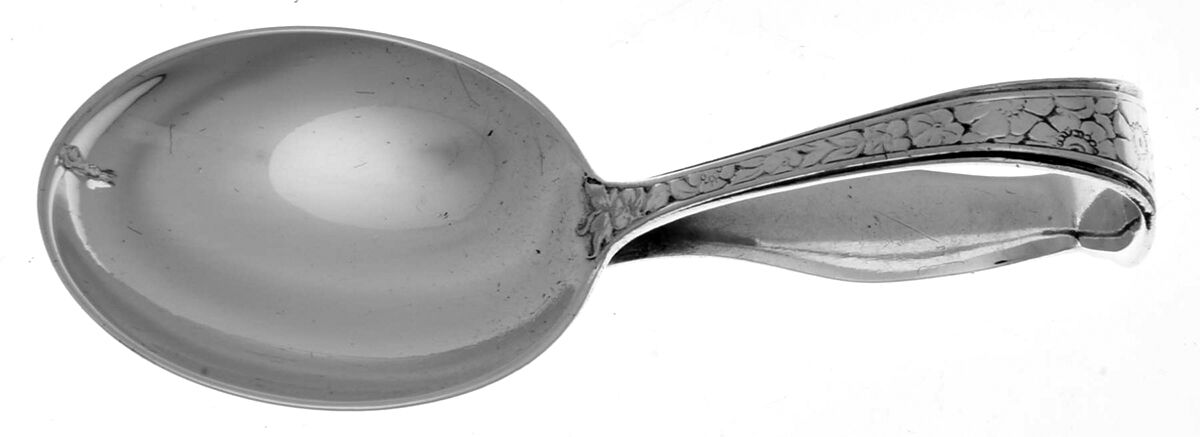 Old Brocade (Sterling, 1932) Curved Handle Baby Spoon by Towle Silver-1