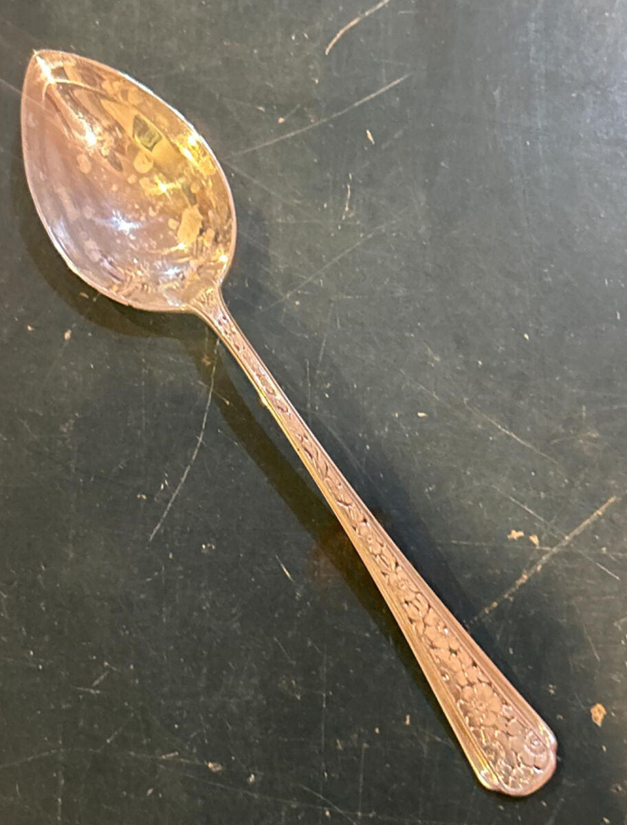 Old Brocade (Sterling, 1932) Fruit/Orange Spoon by Towle Silver-1