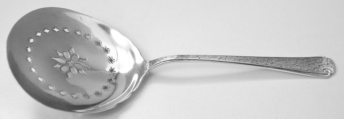 Old Brocade (Sterling, 1932) Tomato Server, Solid Piece by Towle Silver-1