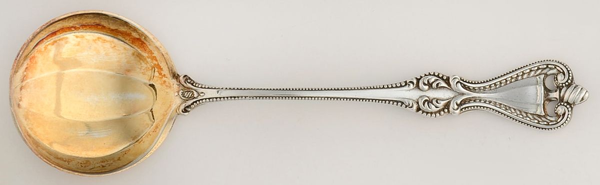 Old Colonial (Sterling, 1895, No Monograms) Large Chocolate Spoon by Towle Silver-1