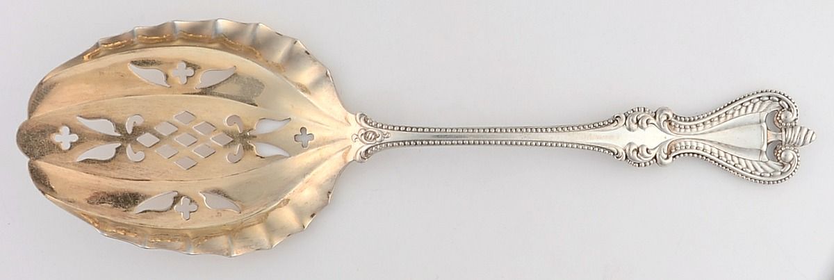 Old Colonial (Sterling, 1895, No Monograms) Tomato Server, Solid Piece by Towle Silver-1