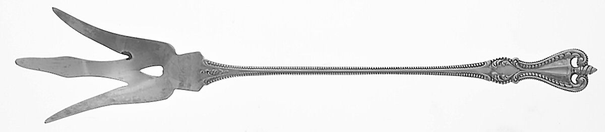 Old Colonial (Sterling, 1895, No Monograms) Large Lettuce Serving Fork New Style by Towle Silver-1