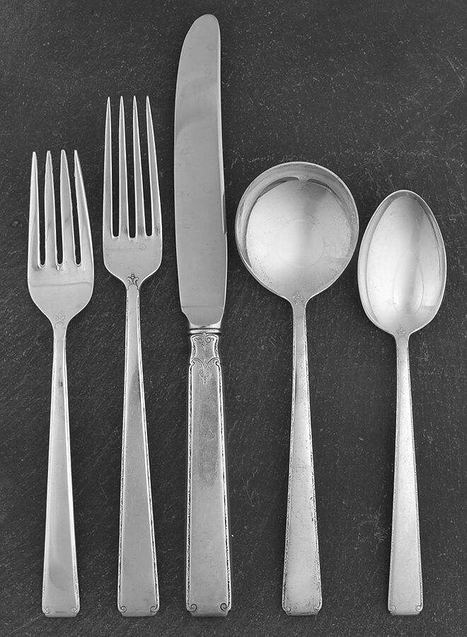 Old Lace (Sterling, 1939, No Monograms) 40 Piece Estate Set by Towle Silver-1