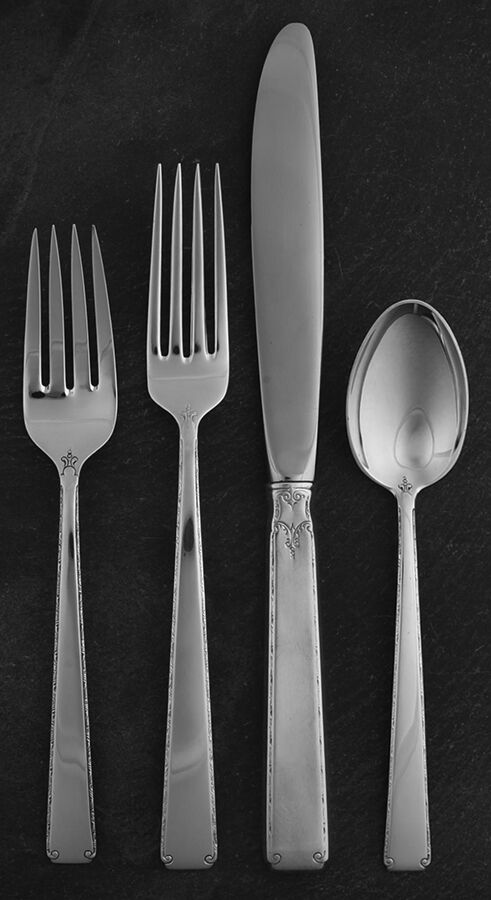 Old Lace (Sterling, 1939, No Monograms) 32 Piece Estate Set by Towle Silver-1