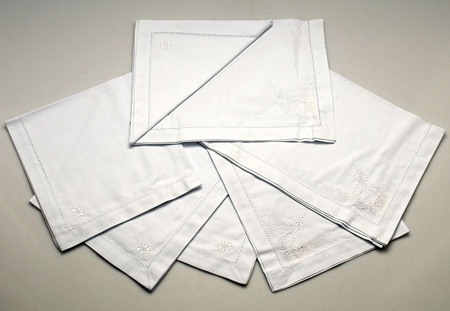 Old Master (Sterling, 1942) Cloth Placemat & Napkin Set (4 Each) by Towle Silver-1