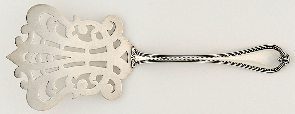 Old Newbury-Newbury (Sterling, 1900) Solid Pierced Waffle Server by Towle Silver-1