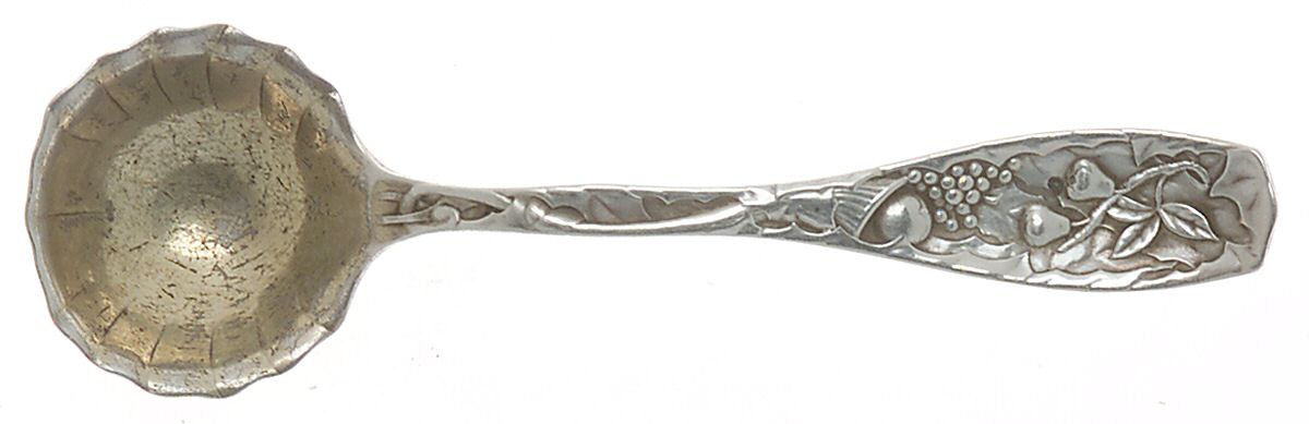 Pomona (Sterling, 1887) Master Salt Spoon by Towle Silver-1
