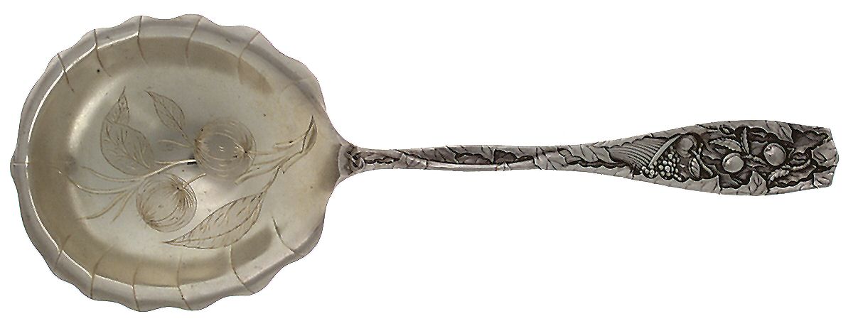 Pomona (Sterling, 1887) Small Brtcut Berry/Casserole Spoon by Towle Silver-1