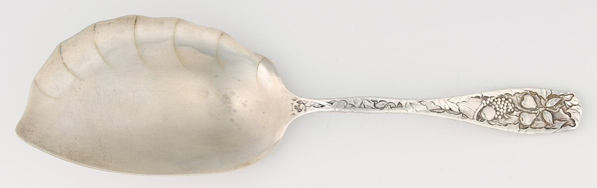 Pomona (Sterling, 1887) Large Solid Ice Cream Server by Towle Silver-1