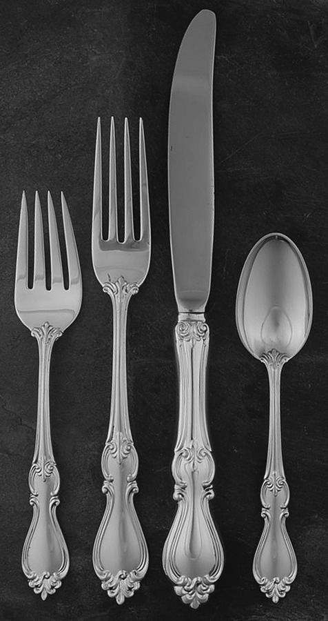 Queen Elizabeth I (Sterling, 1970, No Monograms) 4 Piece Dinner Size Setting by Towle Silver-1