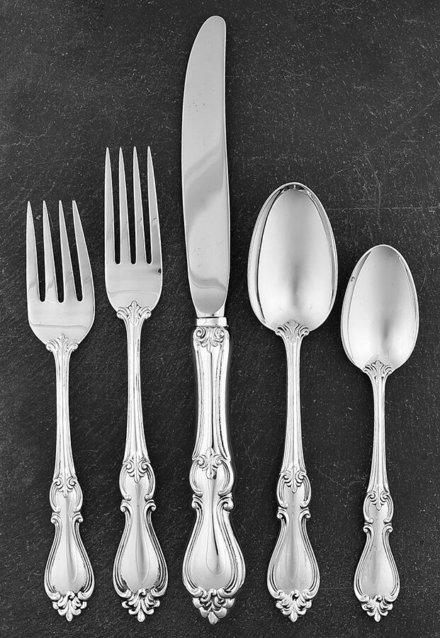 Queen Elizabeth I (Sterling, 1970, No Monograms) 40  Piece Estate Set by Towle Silver-1