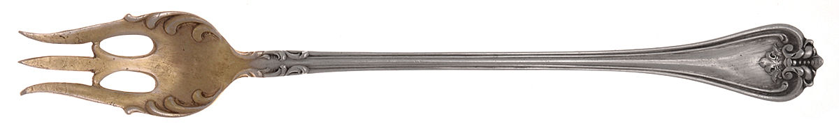 Richmond (Sterling, 1901, No Monograms) Oyster Fork by Towle Silver-1