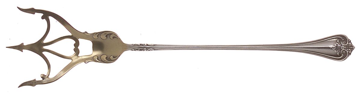 Richmond (Sterling, 1901, No Monograms) Large Lettuce Serving Fork by Towle Silver-1