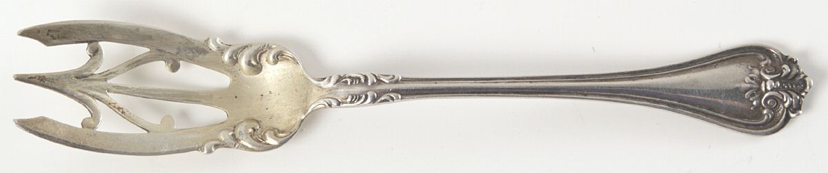 Richmond (Sterling, 1901, No Monograms) Old Style Pickle Fork by Towle Silver-1