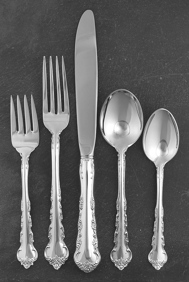 Southern Mansion (Silverplate-, 1980) 5 Piece Place Setting by Towle Silver-1