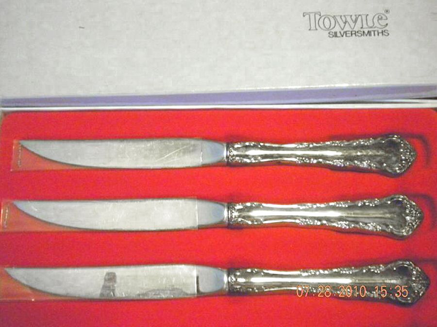 Southern Mansion (Silverplate-, 1980) Individual Steak Knife Hollow Handle by Towle Silver-1
