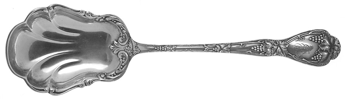Verona (Sterling, 1905) Spoon-Berry/Casserole-Sld/Shll by Towle Silver-1