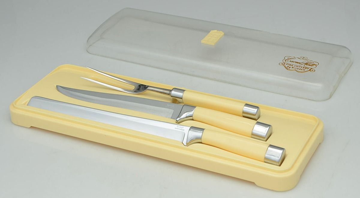 Vogue II (Stainless, Cutlery) 3 Piece Large Stainless Blade Carving Set by Towle Silver-1
