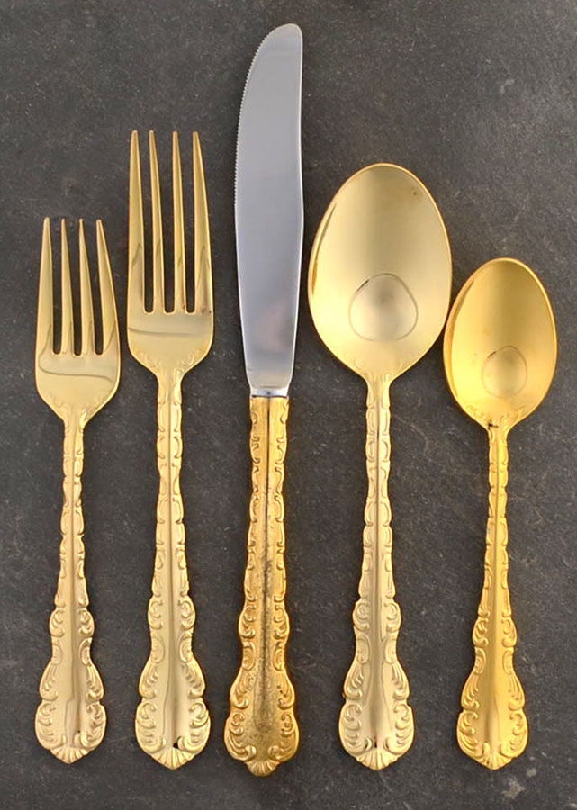 Golden Marcelle 5 Piece Place Setting by Towle Silver-1