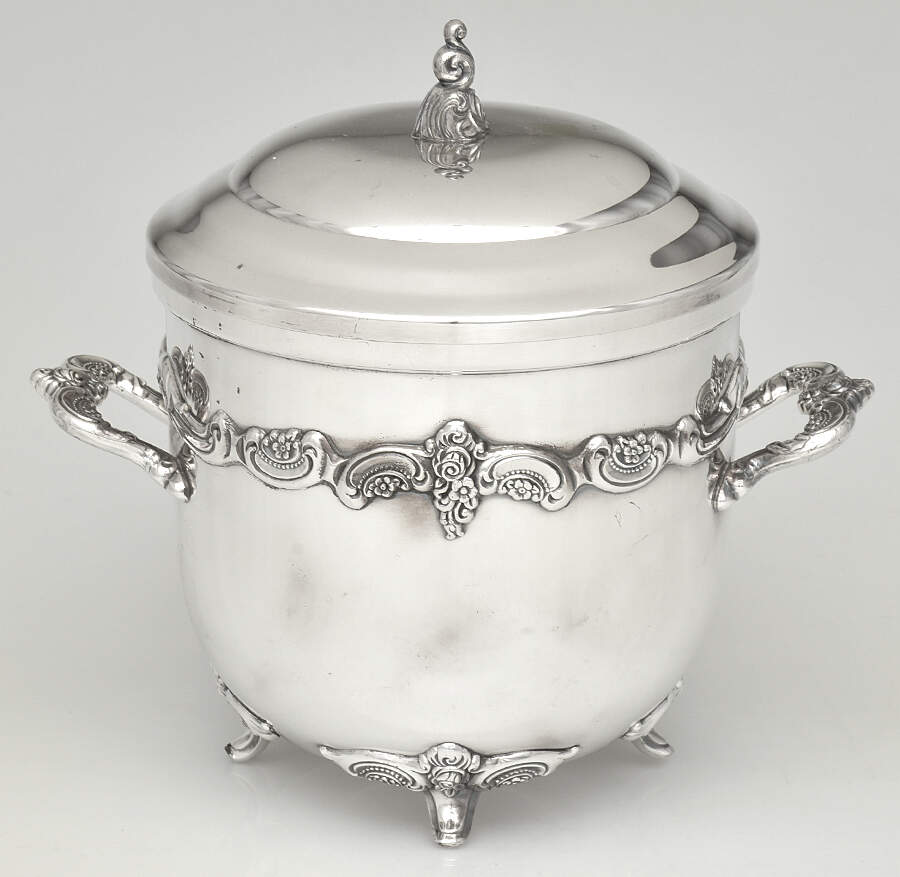 El Grandee (Silverplate Hollowware) Ice Bucket & Glass Liner by Towle Silver-1