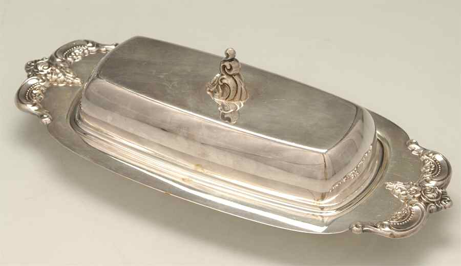 El Grandee (Silverplate Hollowware) 1/4lb Covered Butter with Liner by Towle Silver-1