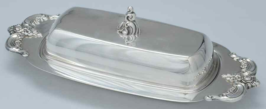 El Grandee (Silverplate Hollowware) 1/4lb Covered Butter with Liner by Towle Silver-1