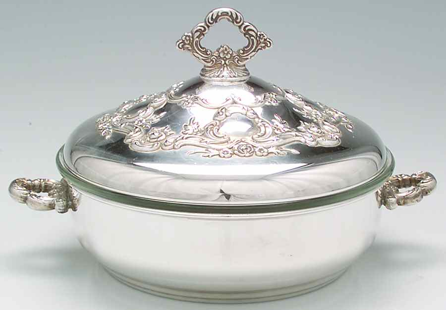 Old Master-Embossed(Silverplate, Roses-Scrolls) Plated Round Covered Casserole with Glass by Towle Silver-1