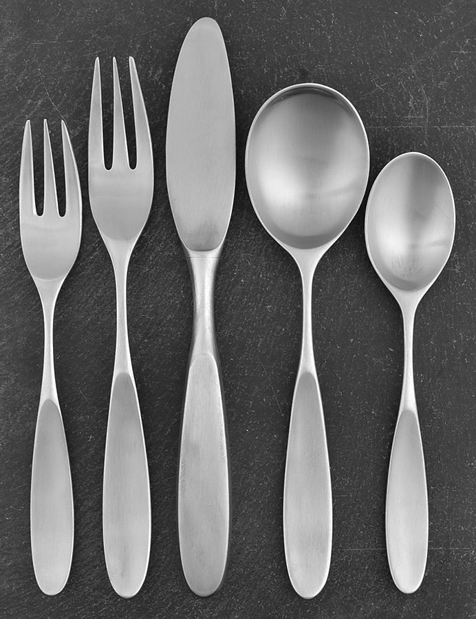 Magnum (Stainless, Norway) 5 Piece Place Setting by Towle Silver-1