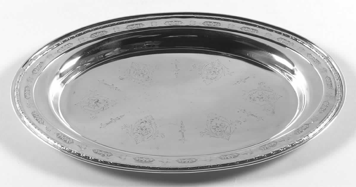 Louis XIV (Sterling, Hollowware) Small Sterling Oval Tray by Towle Silver-1