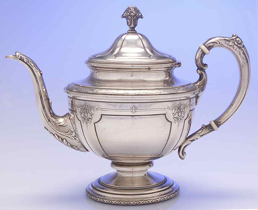 Louis XIV (Sterling, Hollowware) Teapot by Towle Silver-1