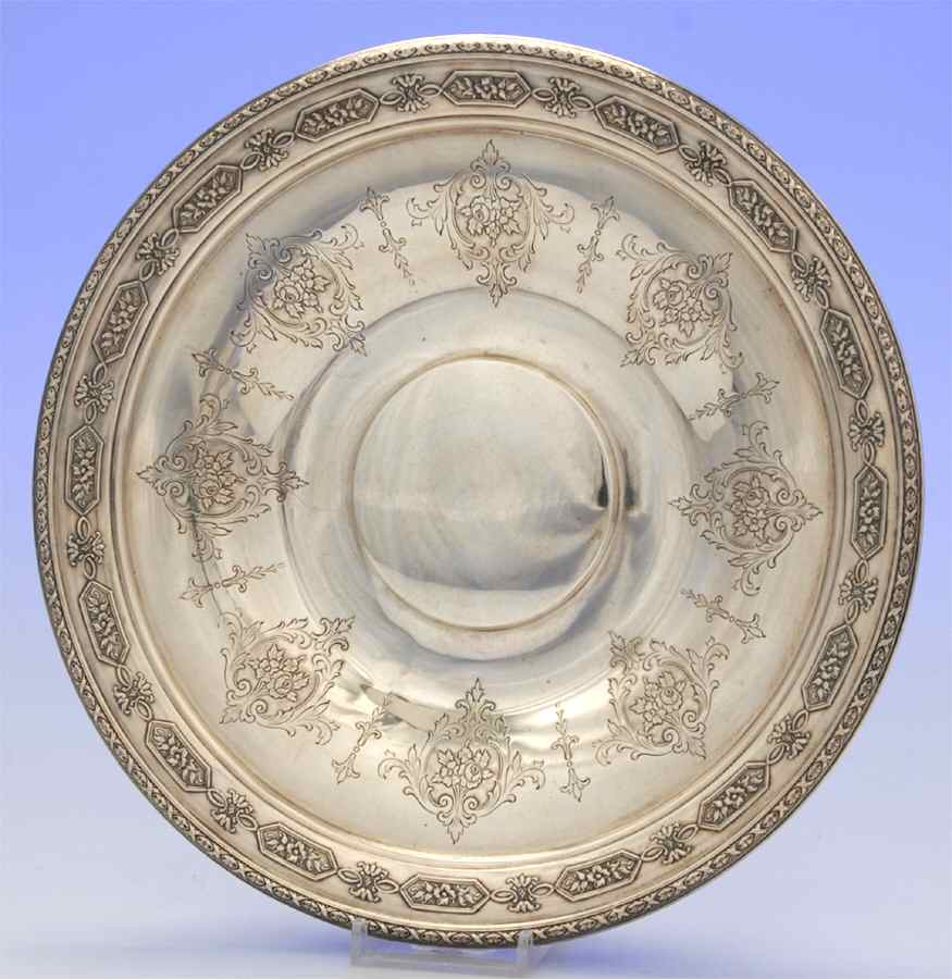Louis XIV (Sterling, Hollowware) Sterling Sandwich Plate by Towle Silver-1