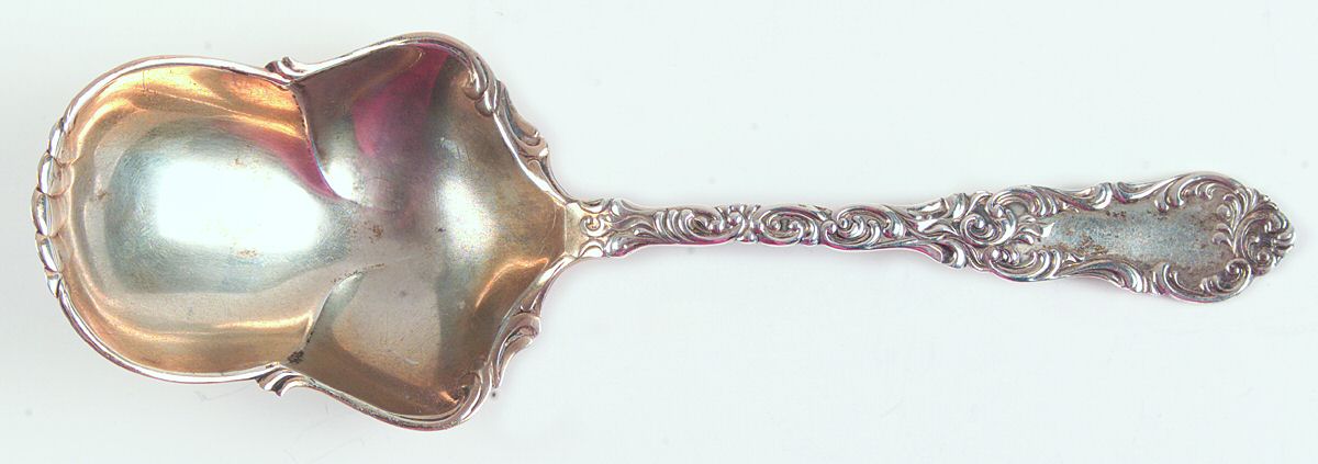 TWS269 (Sterling) Small Solid Berry/Casserole Spoon by Towle Silver-1