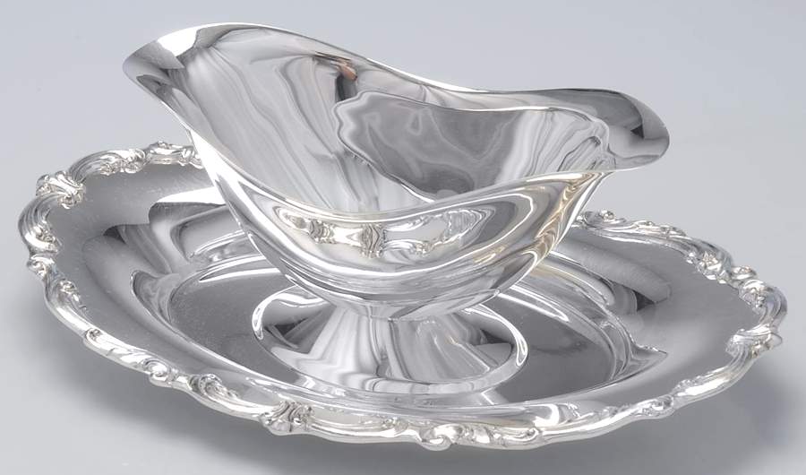 Old Master(Silverplate, Holloware, Scroll Edge) Sauce Boat W/Attached Underplate by Towle Silver-1