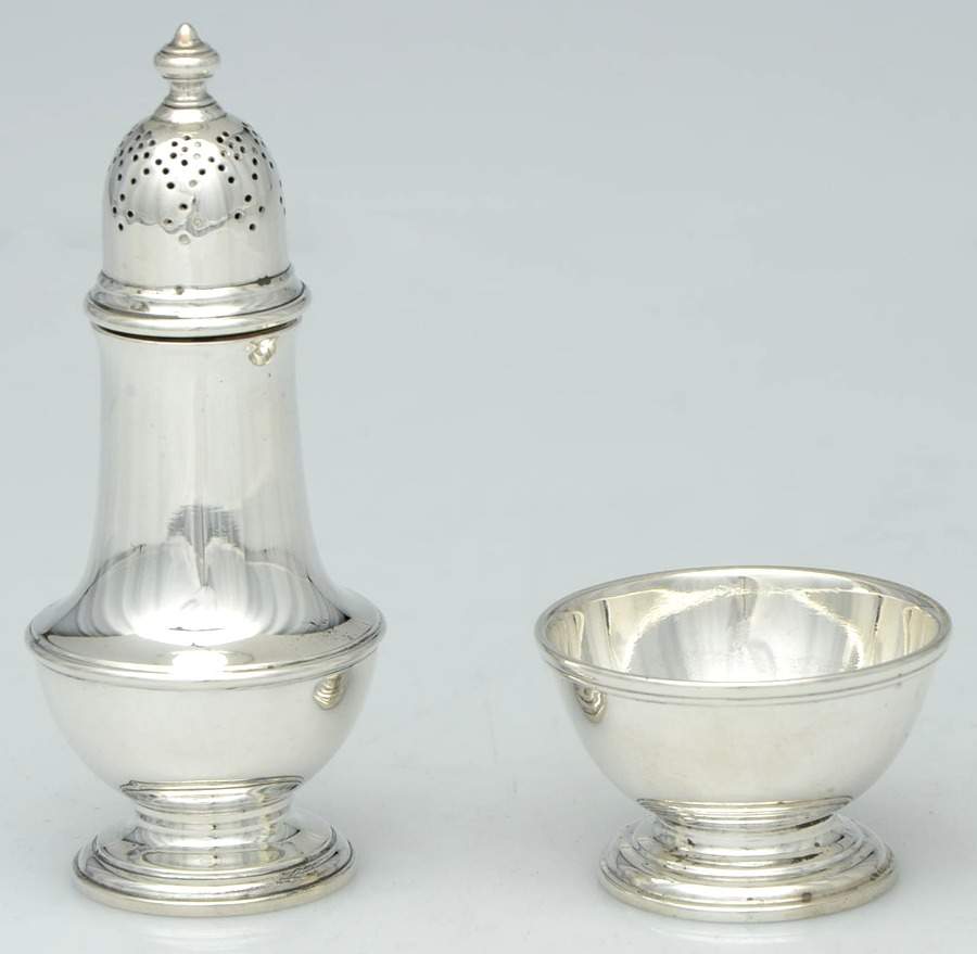 Queen Anne (Sterling, 1870, Hollowware) Open Salt Master & Pepper Shaker Set by Tiffany & CO SILVER-1