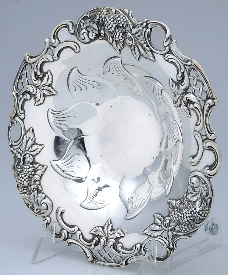 Blackberry (Sterling, 1875, Hollowware) 7" Bon Bon Bowl by Tiffany & CO SILVER-1