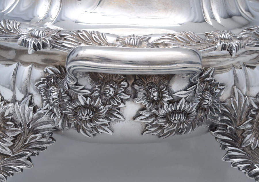 Chrysanthemum (Strl, 1880, Hlwr, 925-1000, FloralEdge) 11" Oval Footed Entree Server & Lid by Tiffany & CO SILVER-4