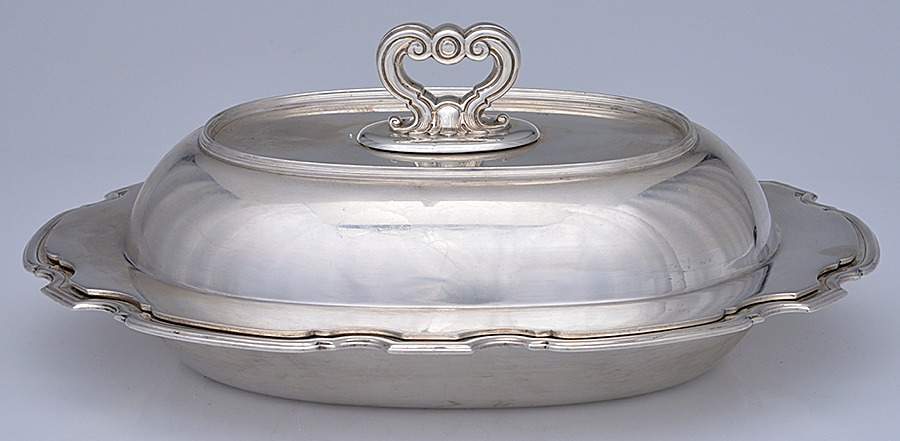 Hampton (Sterling, 1934, Hollowware) (2 Pc) 11" Oval Double Vegetable by Tiffany & CO SILVER-1