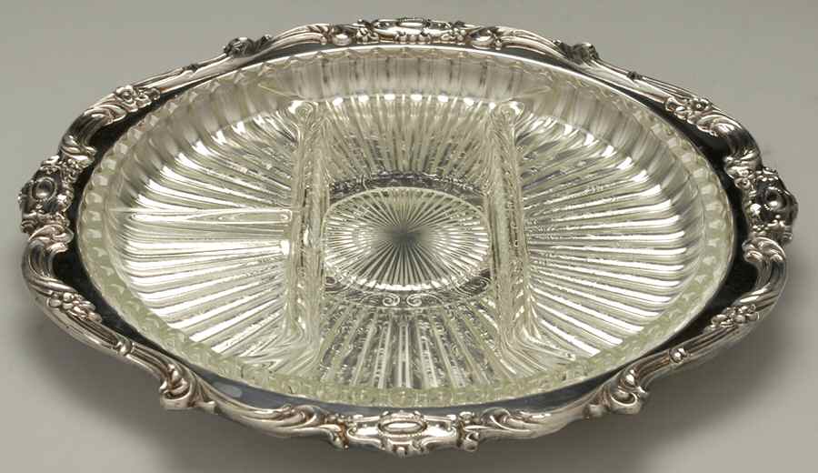 King Richard (Silverplate, Hollowware) Relish with Glass Liner by Towle Silver-1