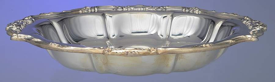 King Richard (Silverplate, Hollowware) Large Round Vegetable Bowl by Towle Silver-1