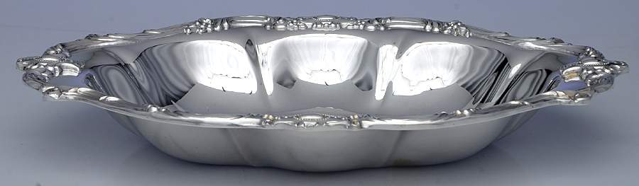 King Richard (Silverplate, Hollowware) 13" Oval Vegetable by Towle Silver-1