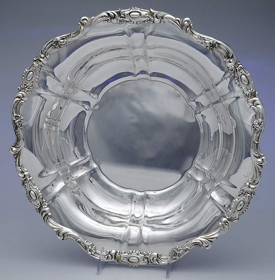 King Richard (Silverplate, Hollowware) Round Centerpiece by Towle Silver-1