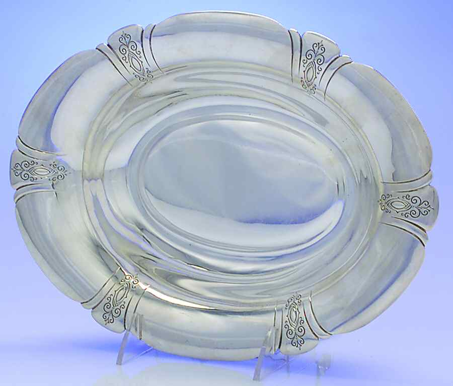 Lady Diana (Sterling, 1929, Hollowware) 11" Oval Vegetable Bowl by Towle Silver-1