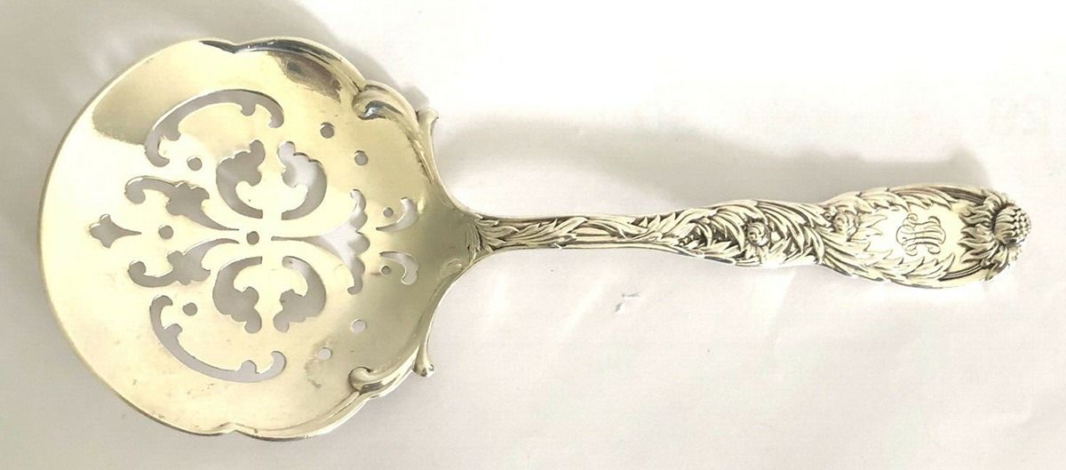 Chrysanthemum (Sterling, 1880) Tomato Server, Solid Piece by Tiffany & CO SILVER-1